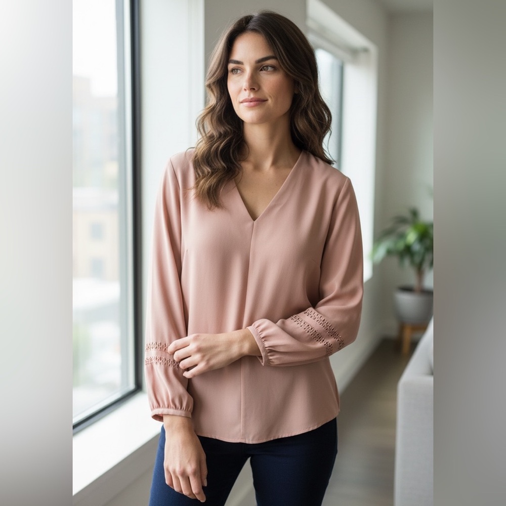 Women’s Banana Republic Dusty Pink Blouse Size L – Excellent Condition